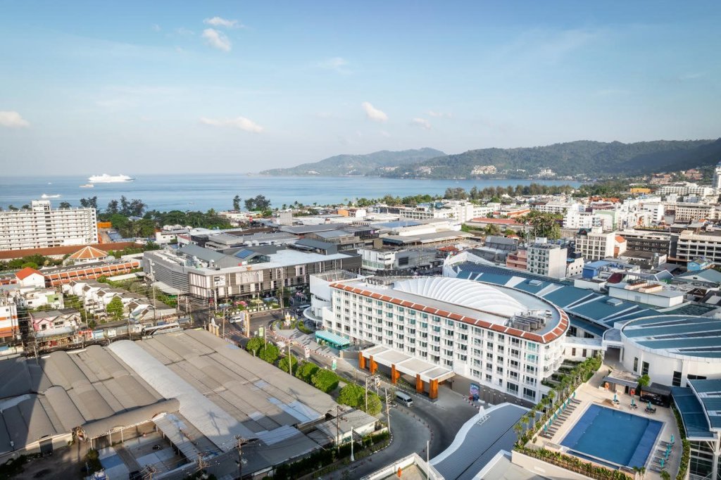 Кату: M Social Hotel Phuket