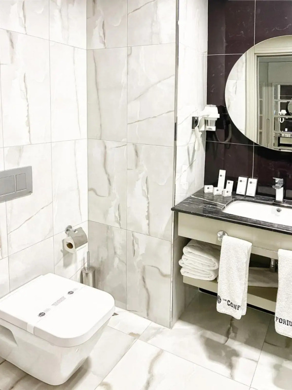 Ван: The Conforium Hotel Van