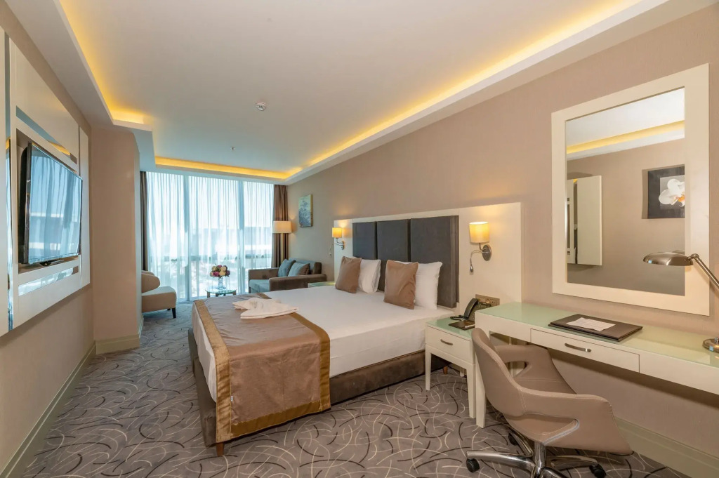 Ван: The Conforium Hotel Van