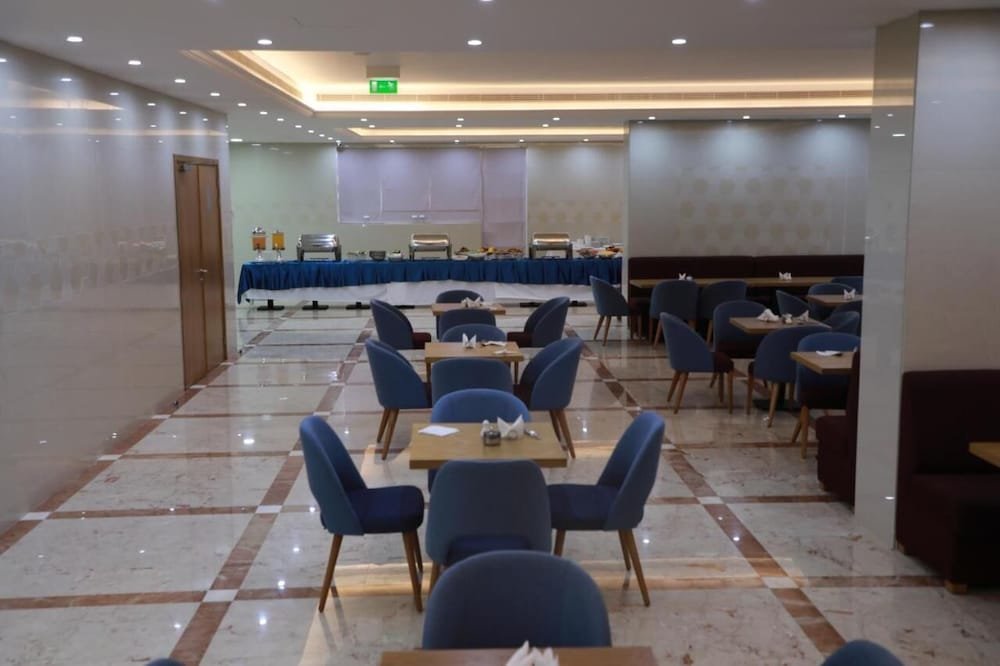 Шарджа: Al Azmi 116 Hotel