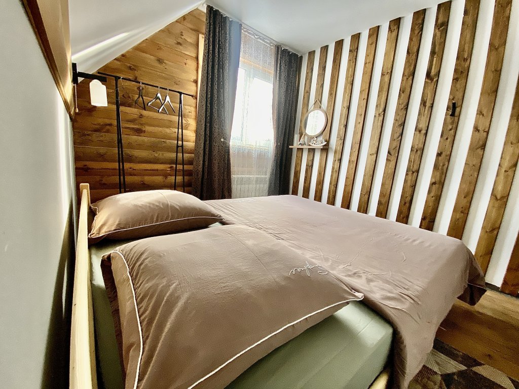 Шерегеш: Гостевой дом Избушки guestHouse Большая
