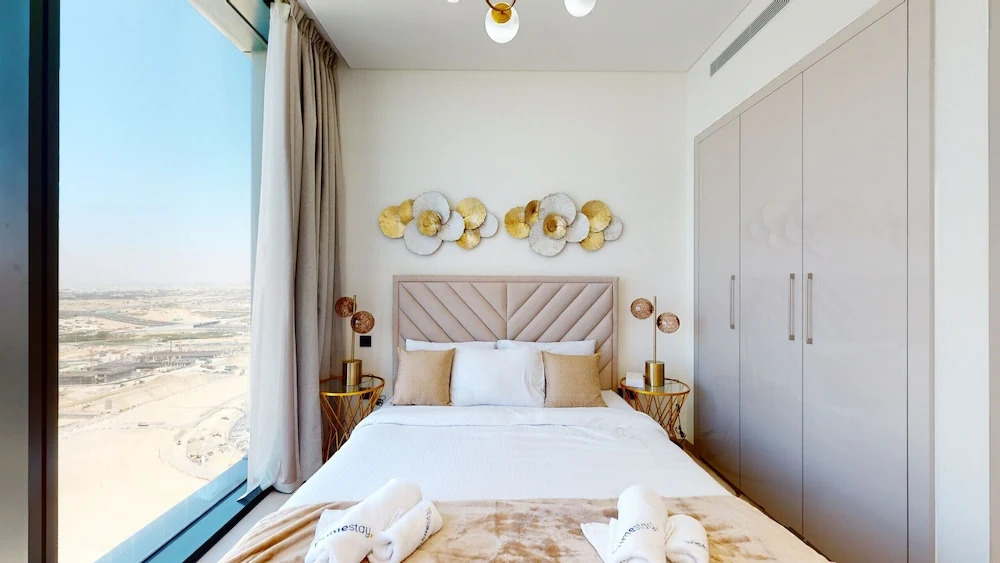 Дубай: Al Meydan - Sobha Waves 902