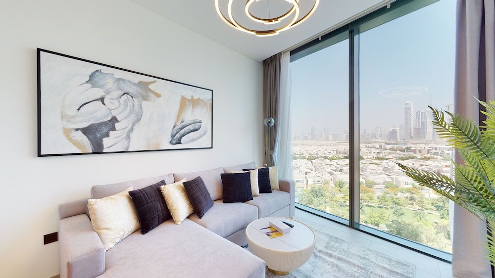 Дубай: Al Meydan - Sobha Waves 902