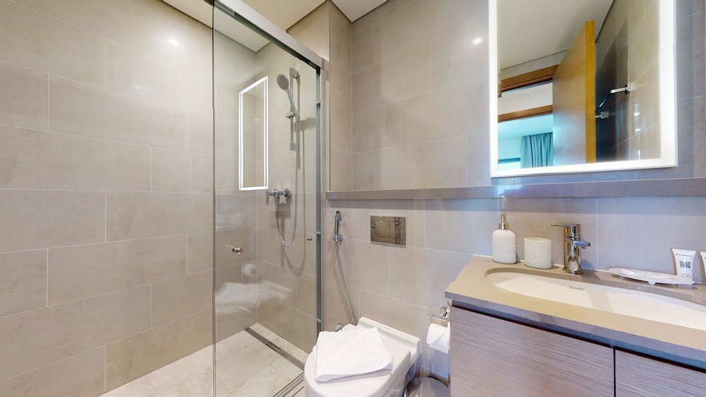 Дубай: Al Meydan - Sobha Waves 902