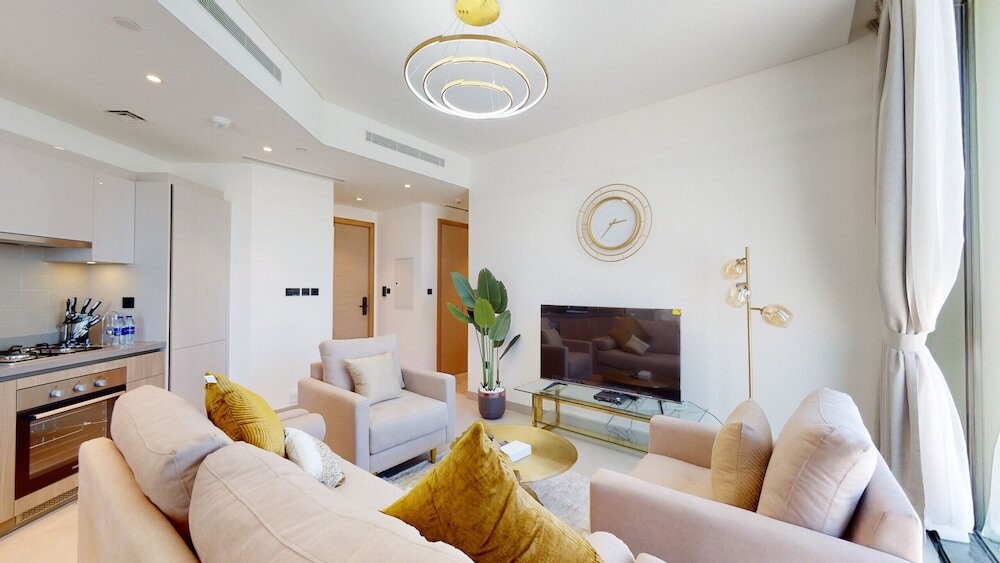 Дубай: Al Meydan - Sobha Waves 902