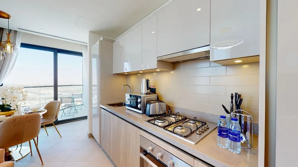 Дубай: Al Meydan - Sobha Waves 902