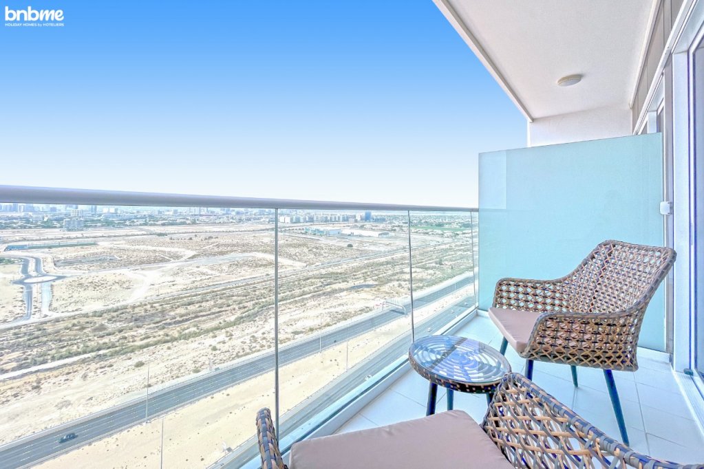 Дубай: Апартаменты bnbmehomes | Luxurious 'ST' Apt in DAMAC-2716