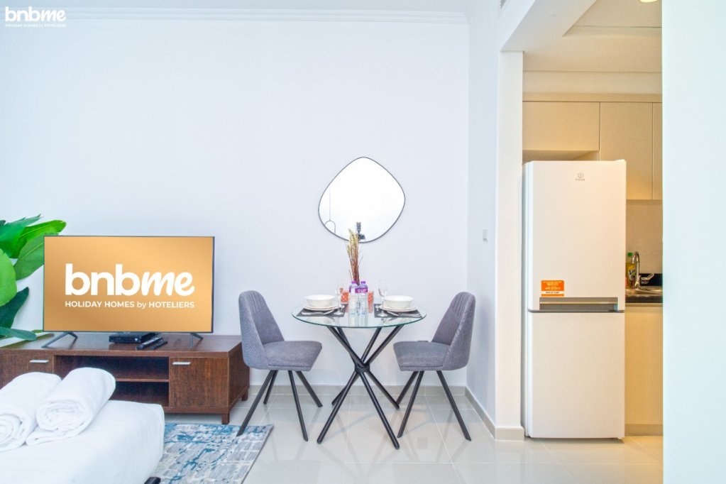 Дубай: Апартаменты bnbmehomes | Luxurious 'ST' Apt in DAMAC-2716
