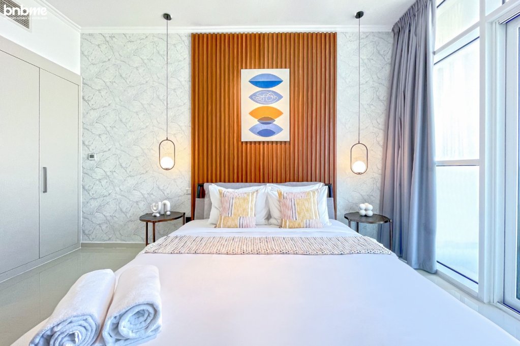 Дубай: Апартаменты bnbmehomes | Luxurious 'ST' Apt in DAMAC-2716