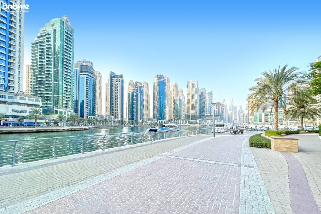 Дубай: Апартаменты bnbmehomes | Enjoy seeing the Luxury Yachts drive-B67