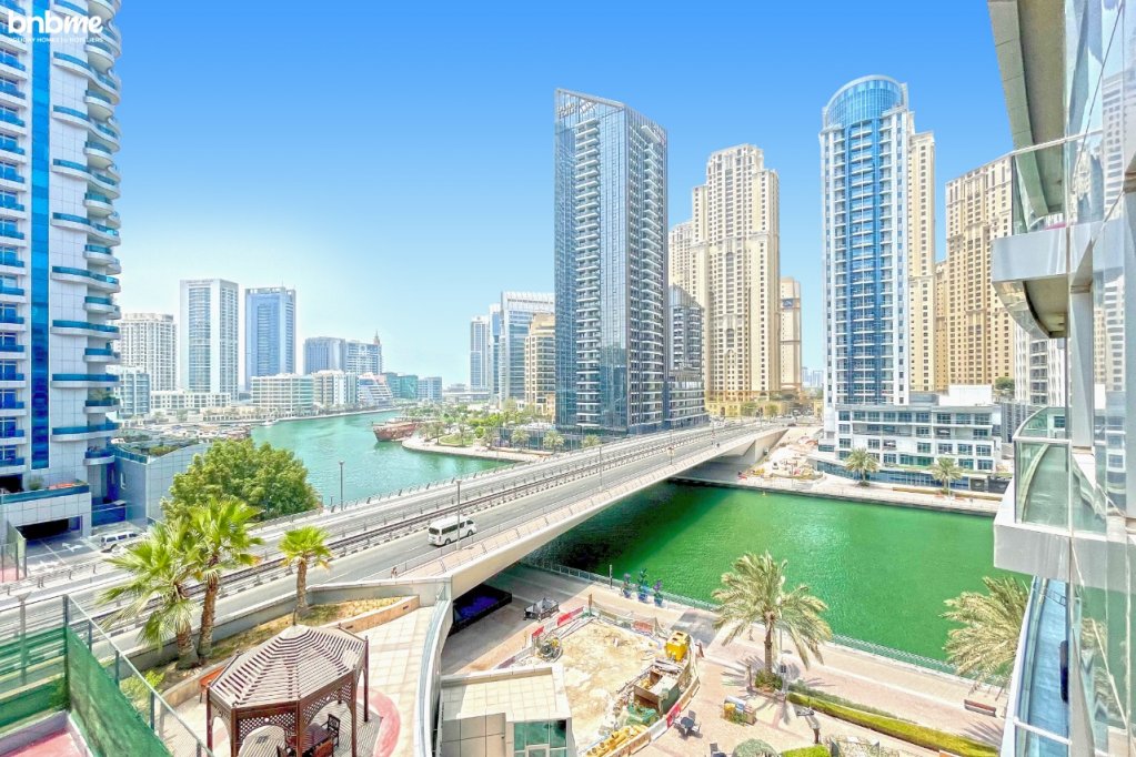 Дубай: Апартаменты bnbmehomes | Enjoy seeing the Luxury Yachts drive-B67