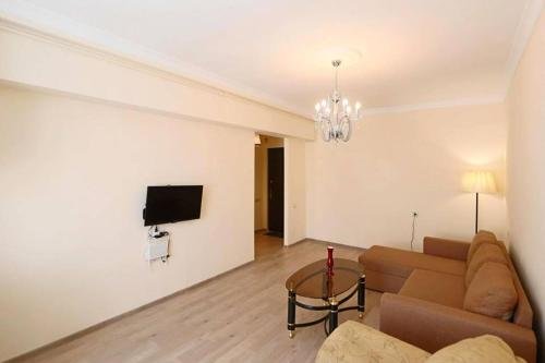 Ереван: Newly Constructed Apartment in the Heart of City