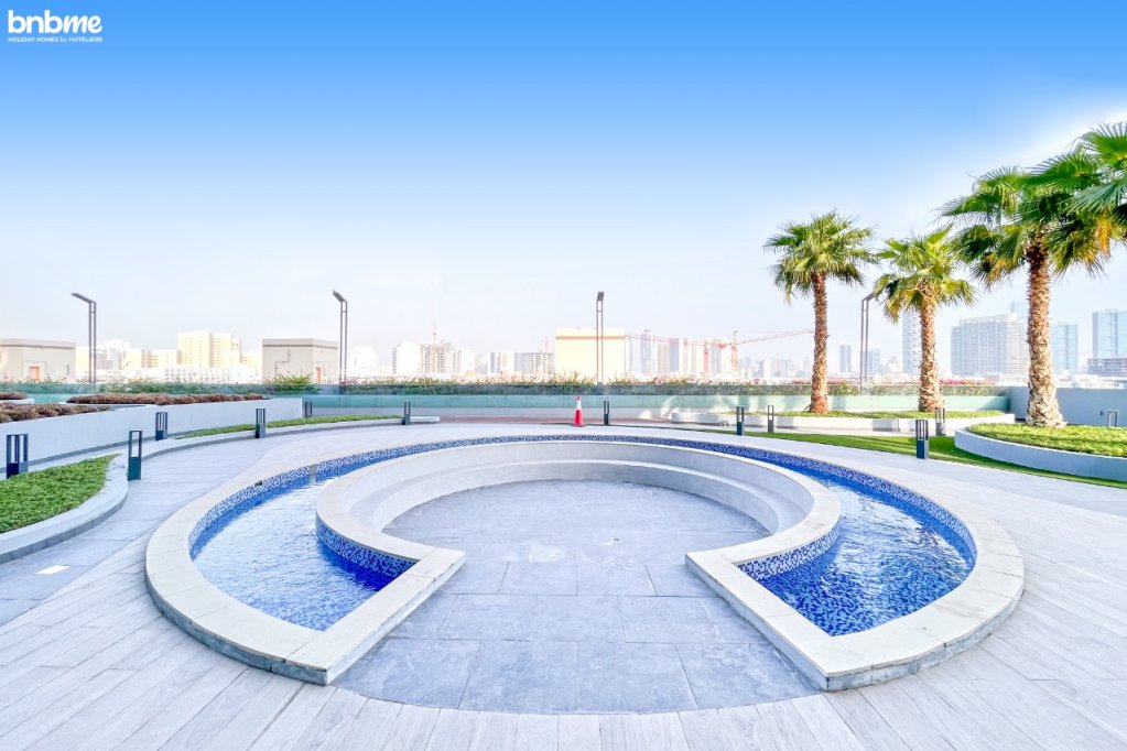 Дубай: Апартаменты bnbmehomes | Great Value | Works Space | JVC-807