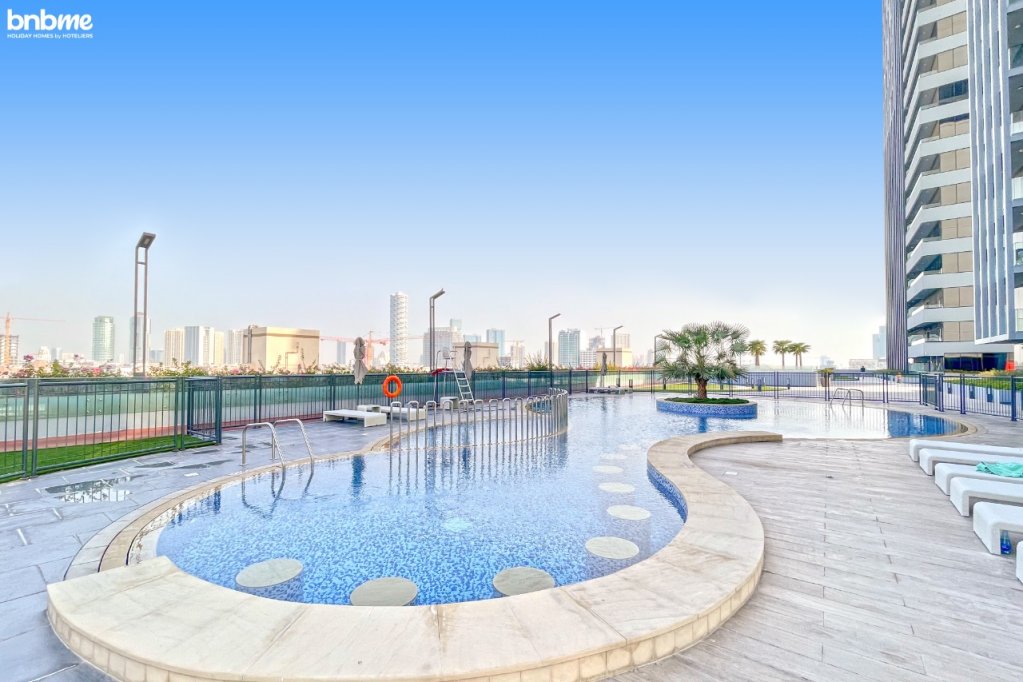 Дубай: Апартаменты bnbmehomes | Great Value | Works Space | JVC-807