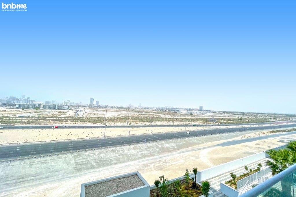 Дубай: Апартаменты bnbmehomes | Damac Hills Studio w/ City View-2504