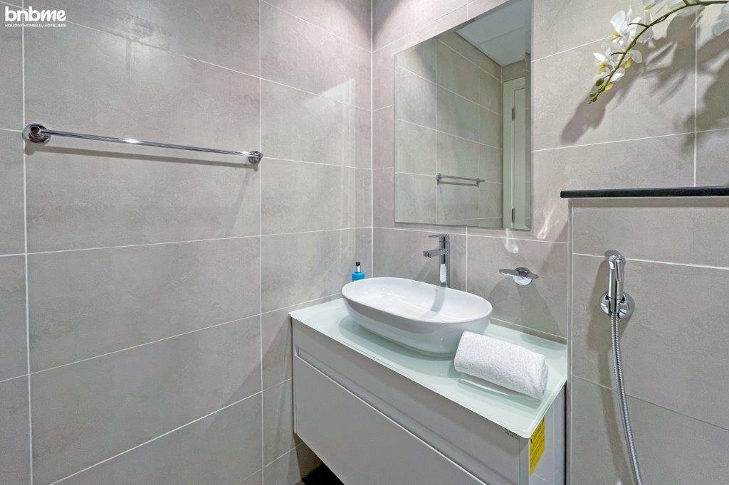 Дубай: Апартаменты bnbmehomes | Damac Hills Studio w/ City View-2504