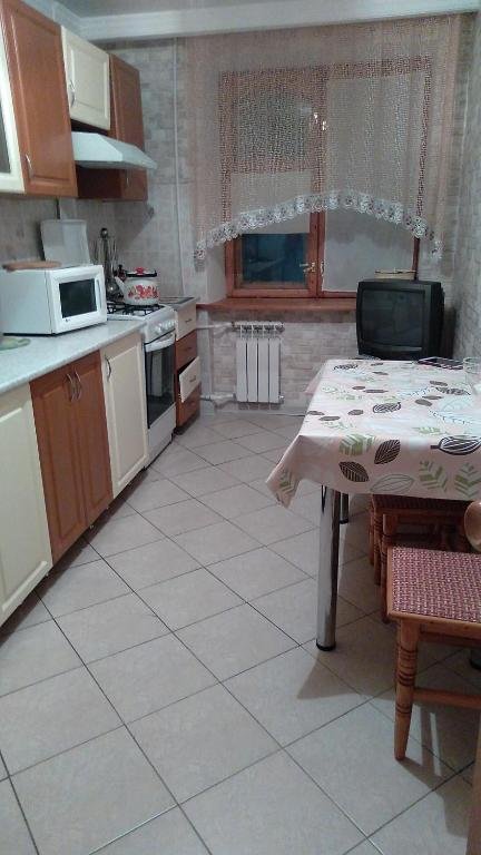 Уральск: Сити Центр 2Х Комн Вип