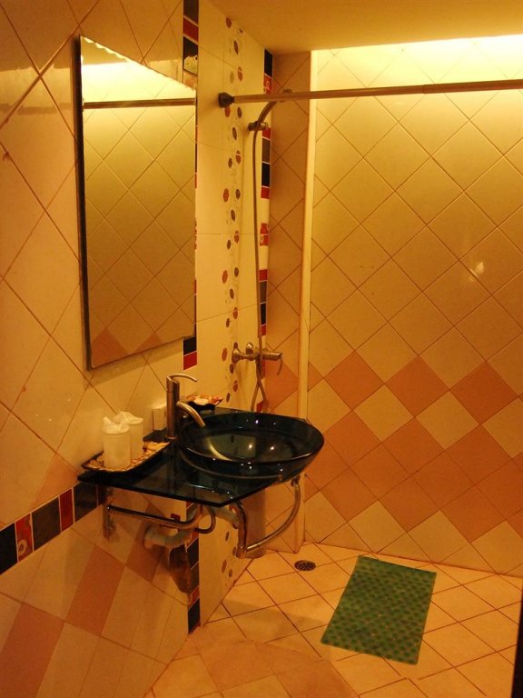 Кату: Paradise Conner Guest House