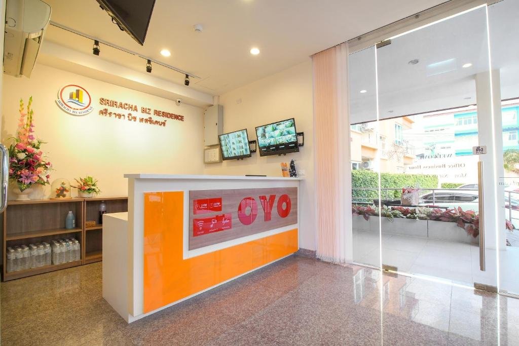 Сирача: OYO 761 Sriracha Biz Residence