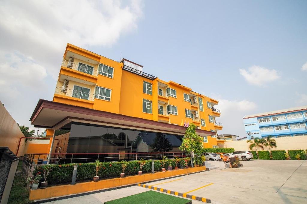 Сирача: OYO 761 Sriracha Biz Residence