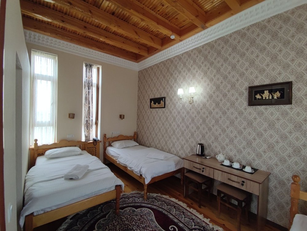 Бухара: Naqshband Craft Center & Hotel