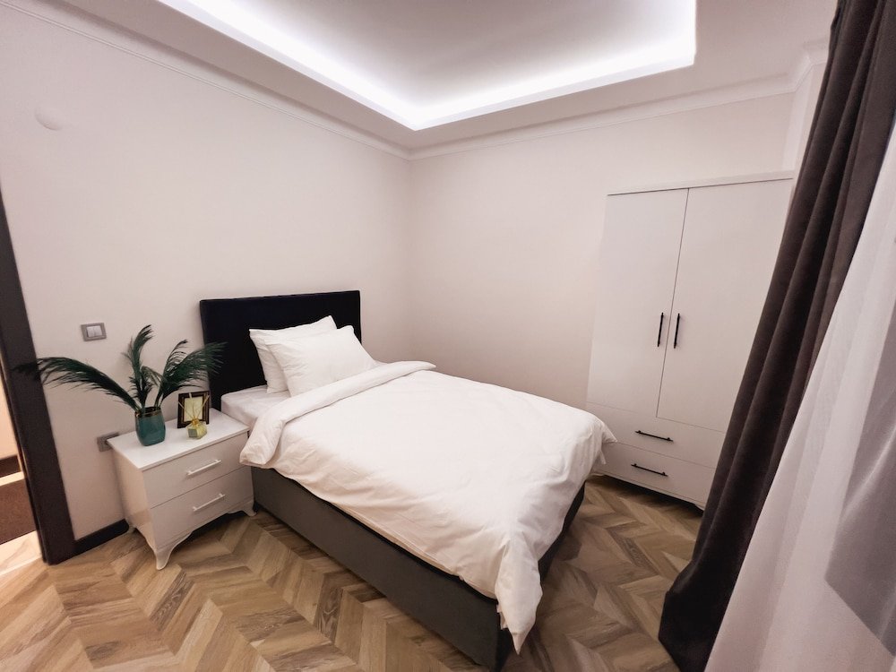 Йомра: Kartal Konağı