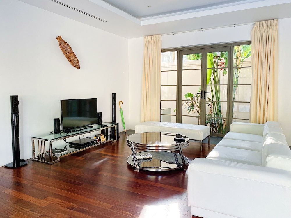 Пхукет: Luxe 2br Pool Villa Walk to Bangtao Beach
