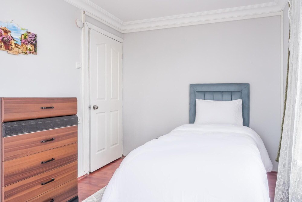 Стамбул: Centrally Located Spacious Modern Flat In Bakirkoy