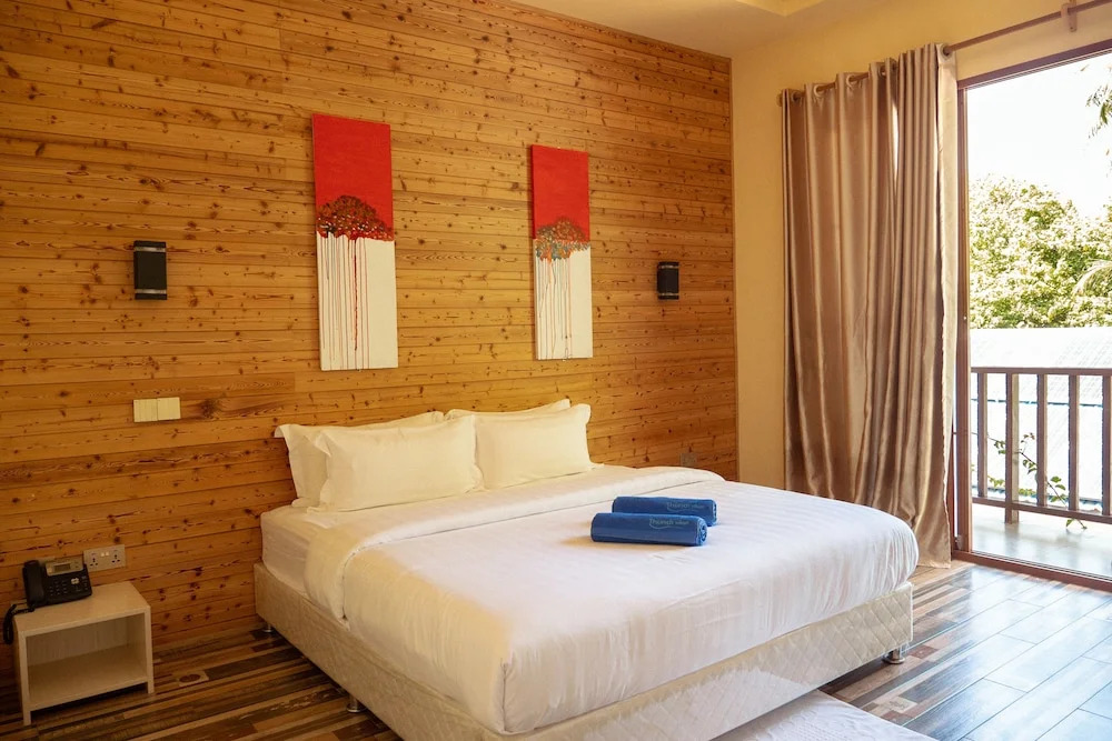 Атолл Баа: Thundi village and spa