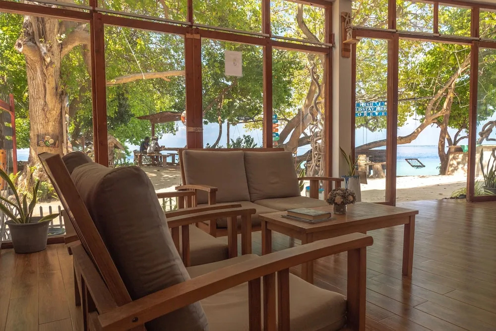 Атолл Баа: Thundi village and spa