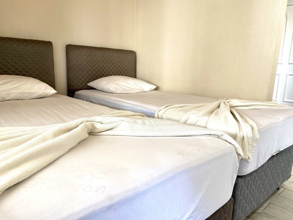 Мармара: Emir Hostel