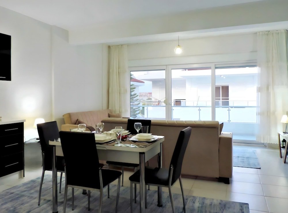 Белек: Chic Duplex House With Shared Pool In Antalya
