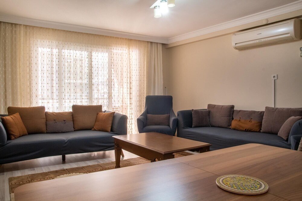 Кушадасы: Flat w Balcony 3 min to Kusadasi Beach