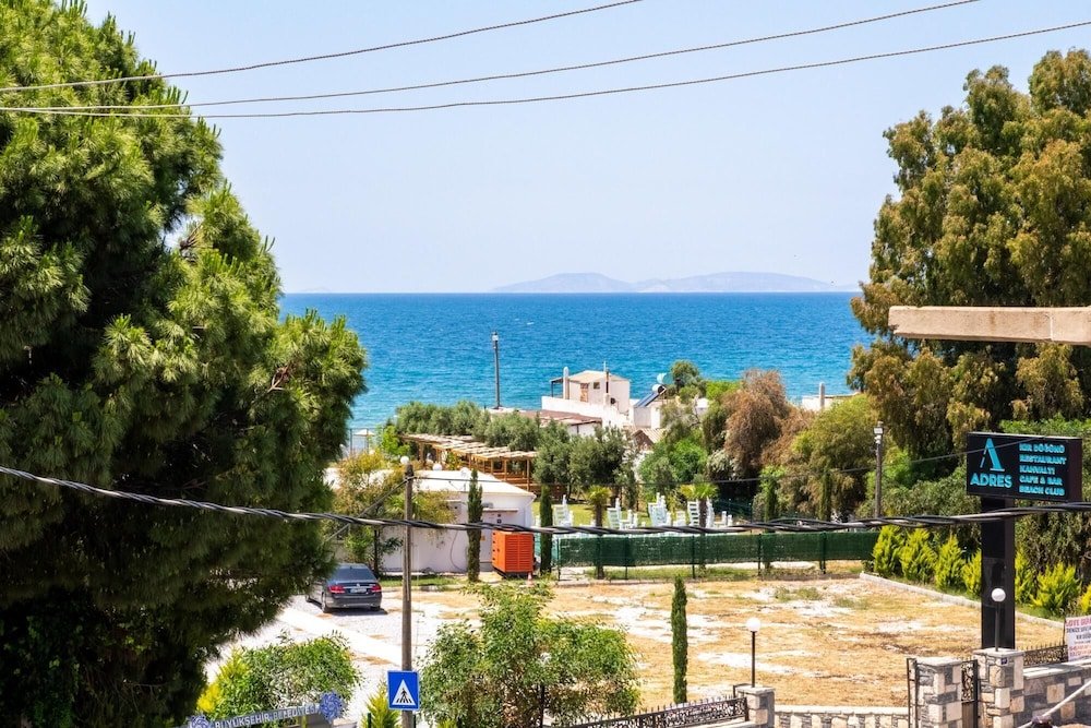 Flat w Sea View Terrace 1 min to Beach in Didim — фото 1
