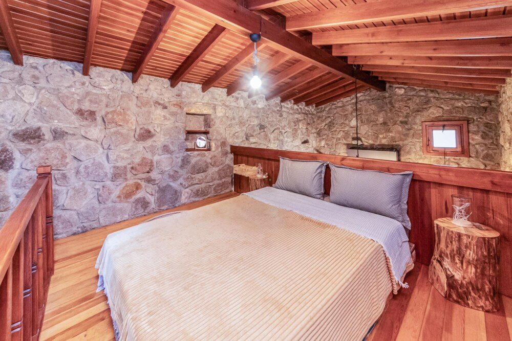 Битез: Chic Villa w Fireplace 3 min to Beach in Bodrum
