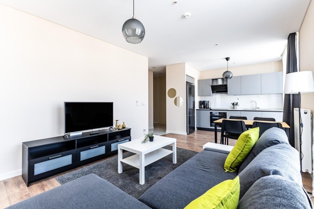 Flat w Shared Pool and Garden 15 min to Coast — фото 3