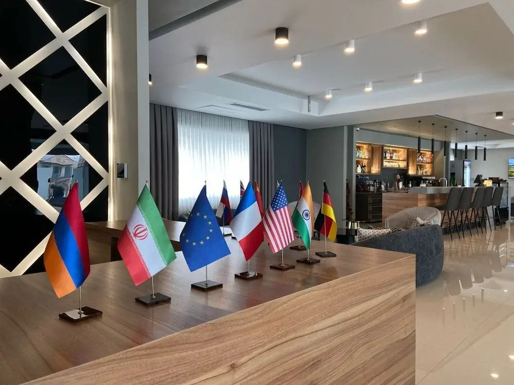 Ереван: Fredex Apartments Hotel