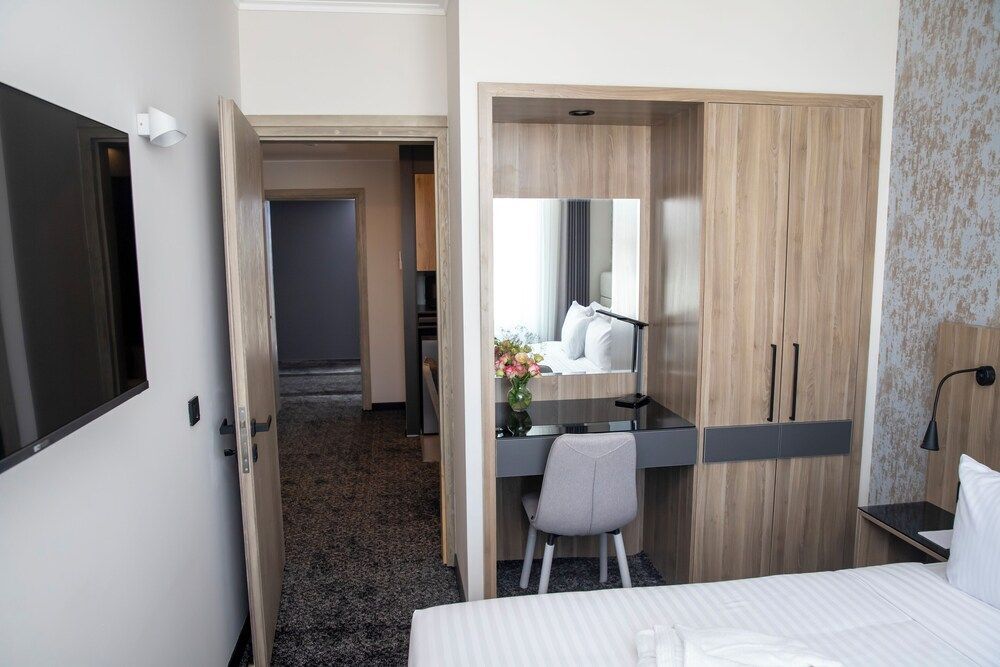 Ереван: Fredex Apartments Hotel