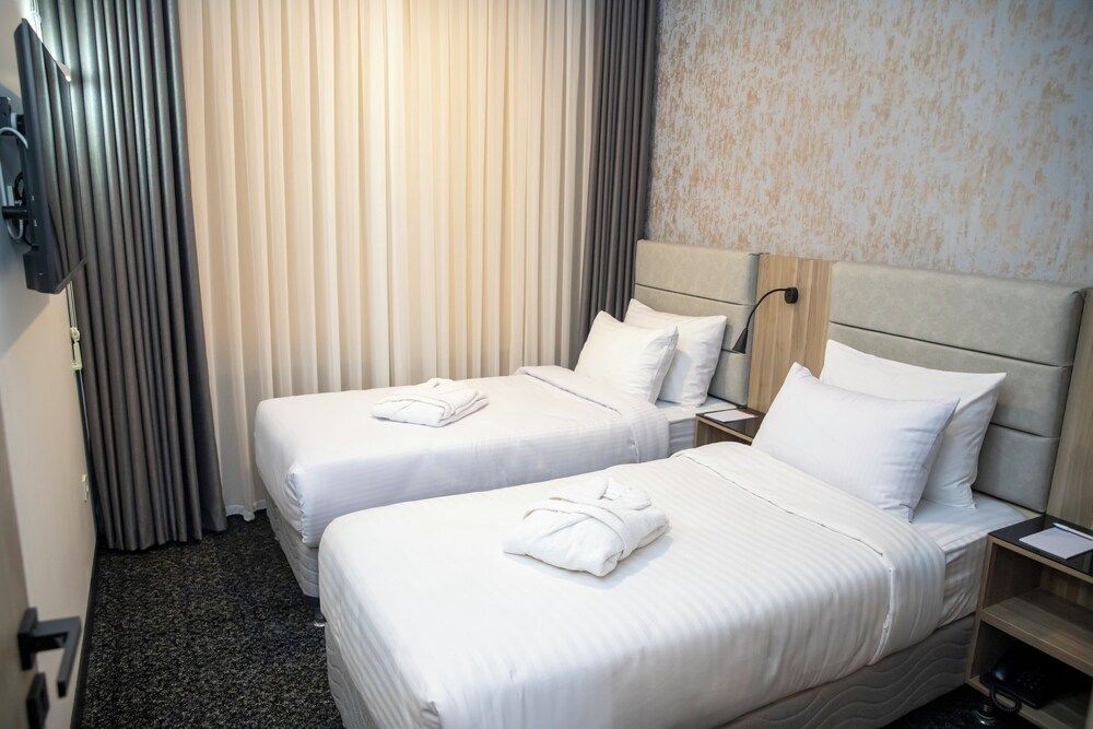 Ереван: Fredex Apartments Hotel