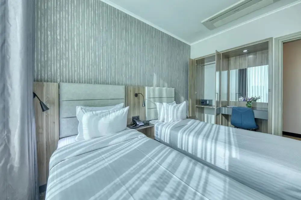 Ереван: Fredex Apartments Hotel