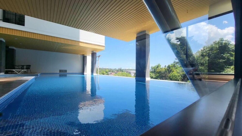 Тхаланг: Great hill Phuket B606