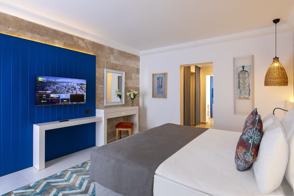 Бодрум: Holiday Inn Resort Bodrum