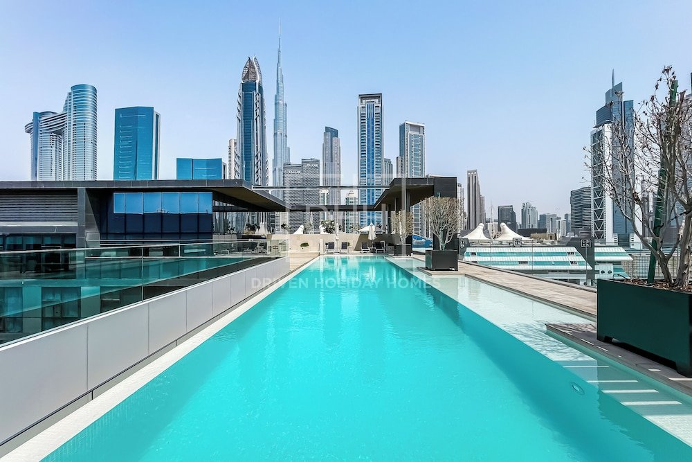 Дубай: DHH- 2BR Burj Khalifa View City Walk B22