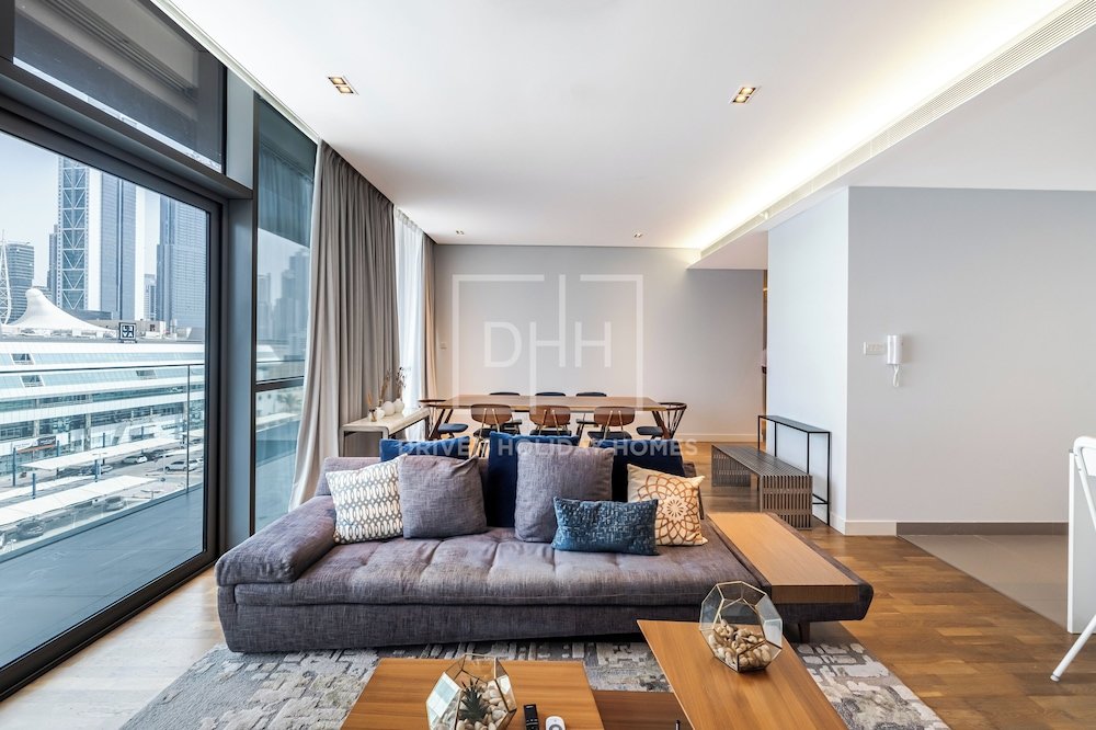 Дубай: DHH- 2BR Burj Khalifa View City Walk B22