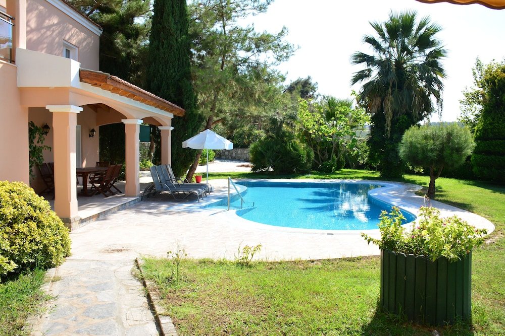 Согучак: Pine Villas & Apartments Kusadasi