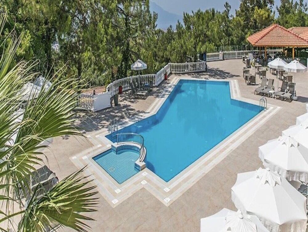 Согучак: Pine Villas & Apartments Kusadasi