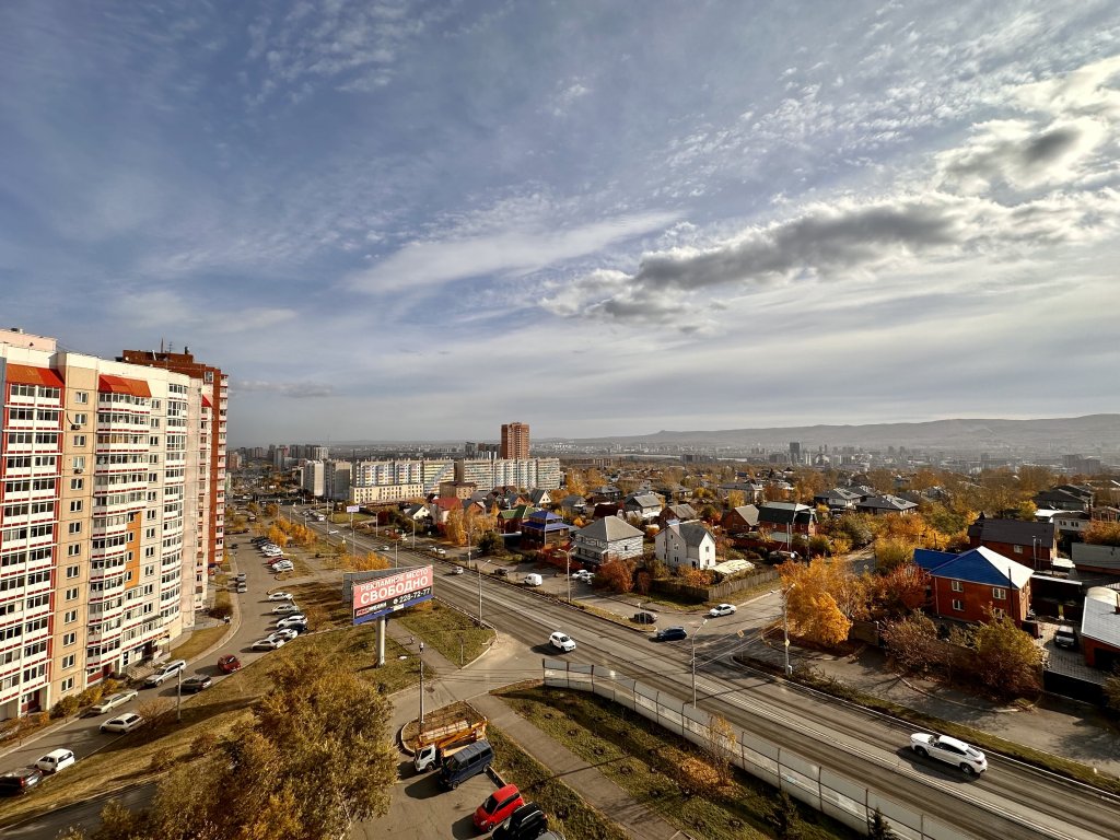 Красноярск: Квартира KrasInn на Мужества 24