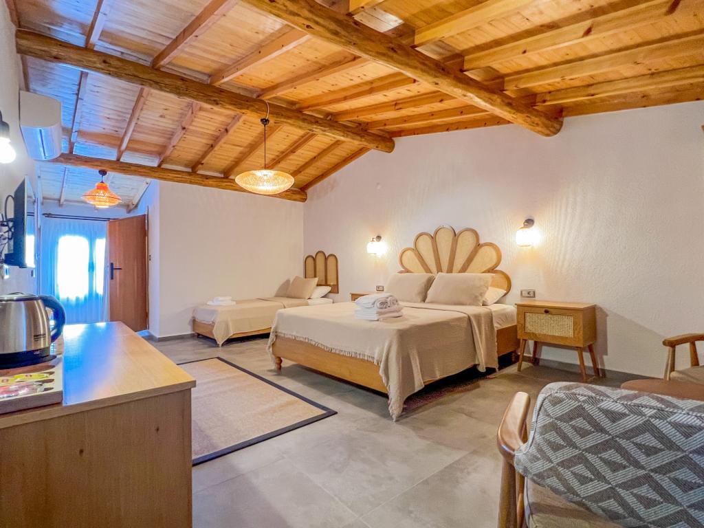 Айвалык: Parla Otel Kucukkoy