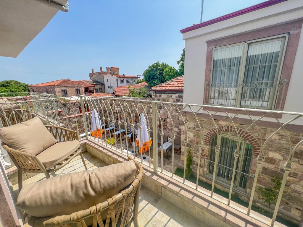 Айвалык: Parla Otel Kucukkoy