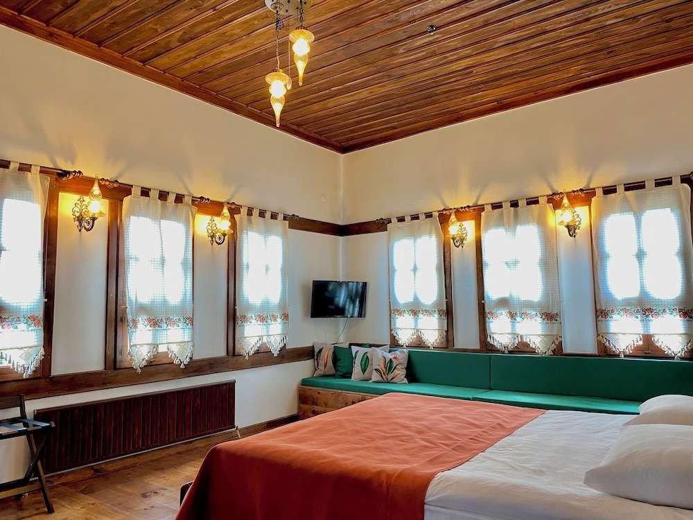 Saffronia 1900 Boutique Hotel — фото 3